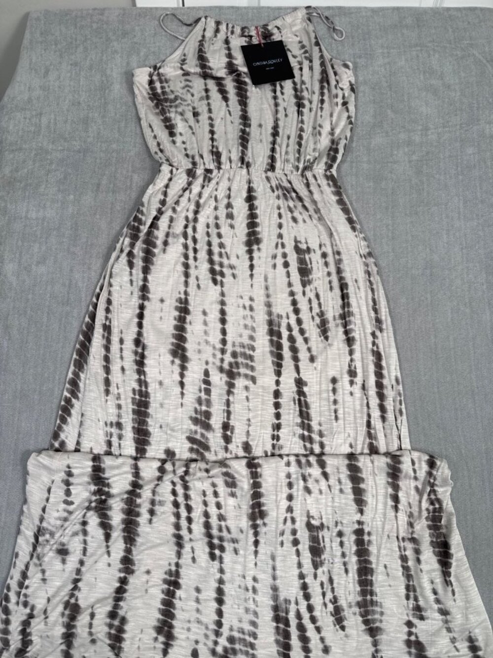 Cynthia Rowley Gray Tie-Dye Maxi Dress M Elastic Waist & Spaghetti Straps Travel - Picture 14 of 16